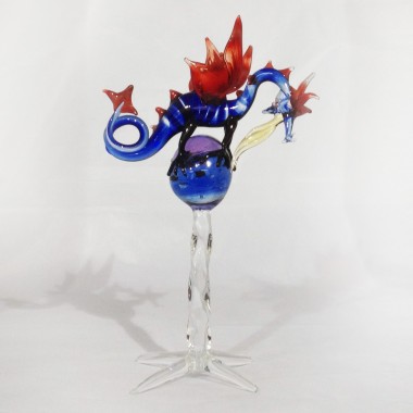 Dragon sur socle en verre