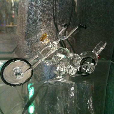 Moto en verre