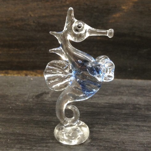 Hippocampe sur socle en verre