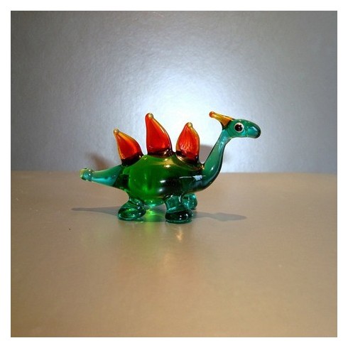 Dinosaure en verre