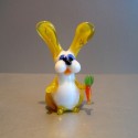 Lapin jaune en verre