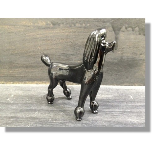  Caniche en verre noir 