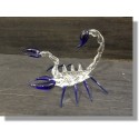  Scorpion en verre bleu transparent 