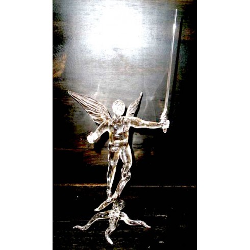 gladiateur avec des ailes en verre 