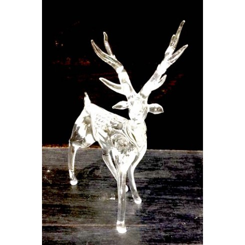 Cerf transparent en verre