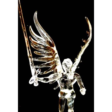 gladiateur avec des ailes en verre 