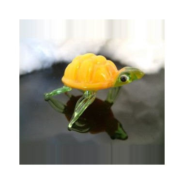 Tortue jaune en verre