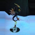 Dragon sur socle en verre