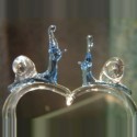 Escargot sur coeur en verre