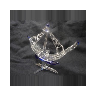 Bateau à voile en verre